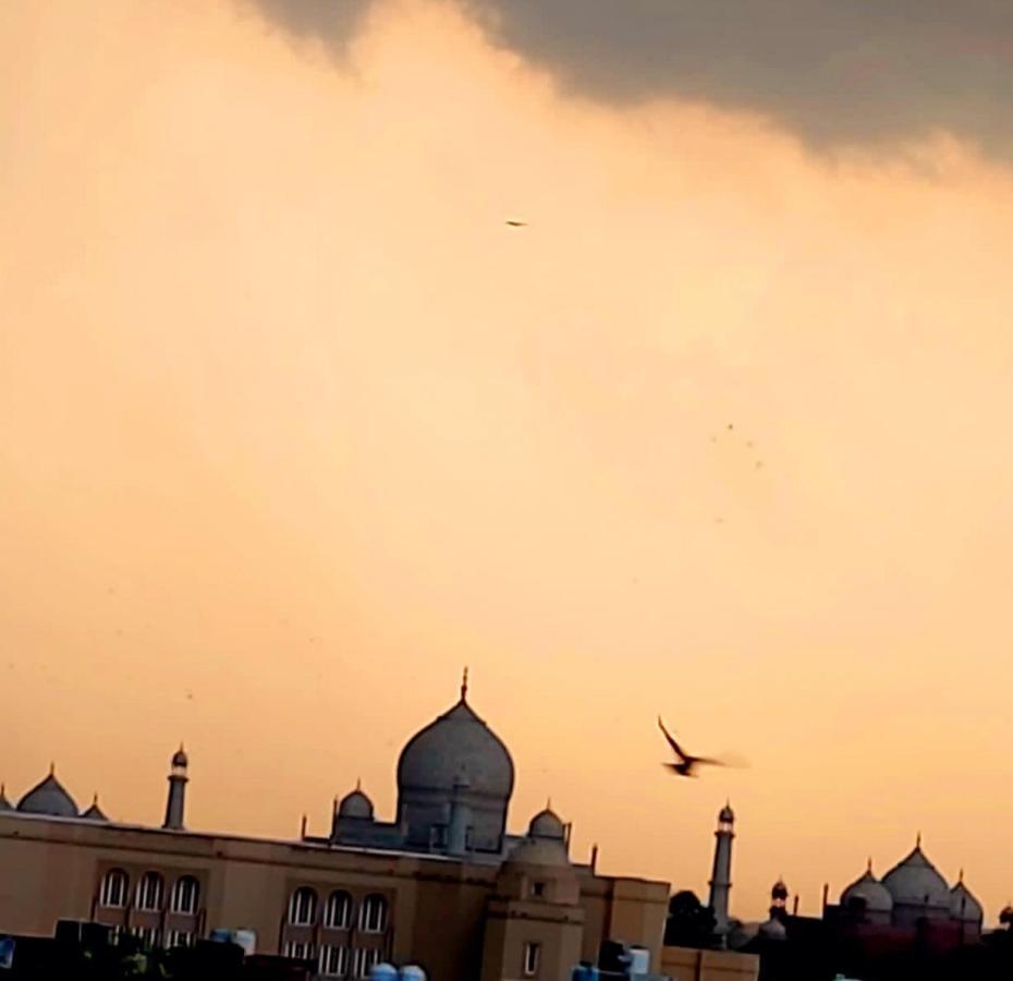 The Coral House Homestay By The Taj Agra  Exteriör bild
